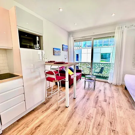 #19 Staywizus - Balcon Lenval Sea View With Ac Promenade Des Anglais Apartman Nizza